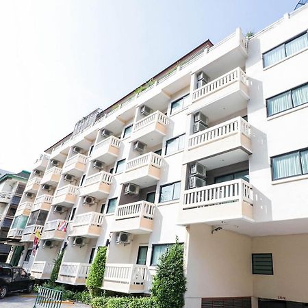 Natural Beach Hotel Pattaya Exteriör bild