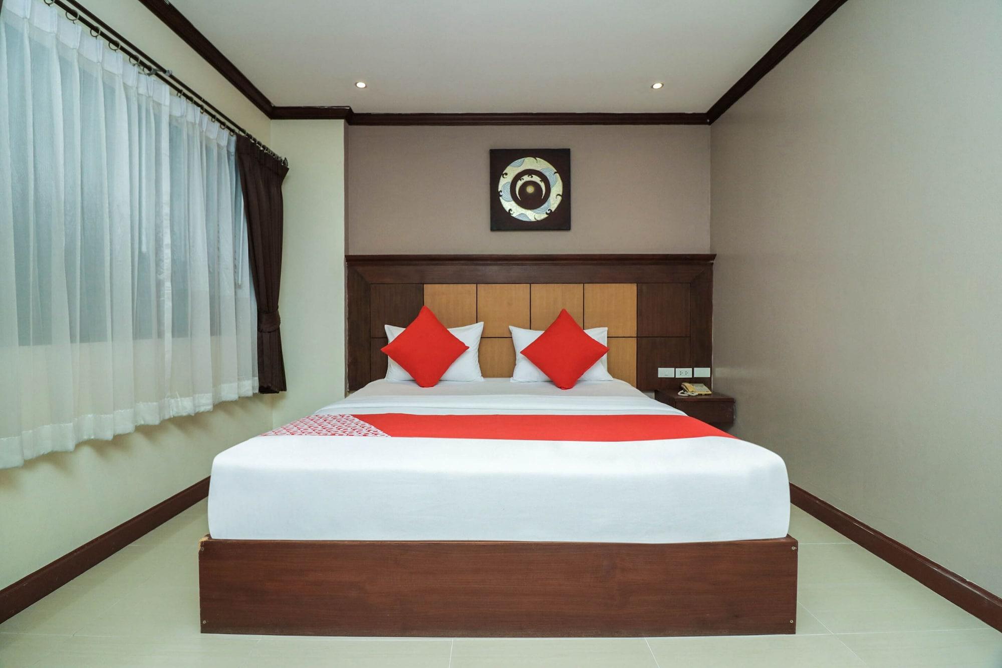 Natural Beach Hotel Pattaya Exteriör bild