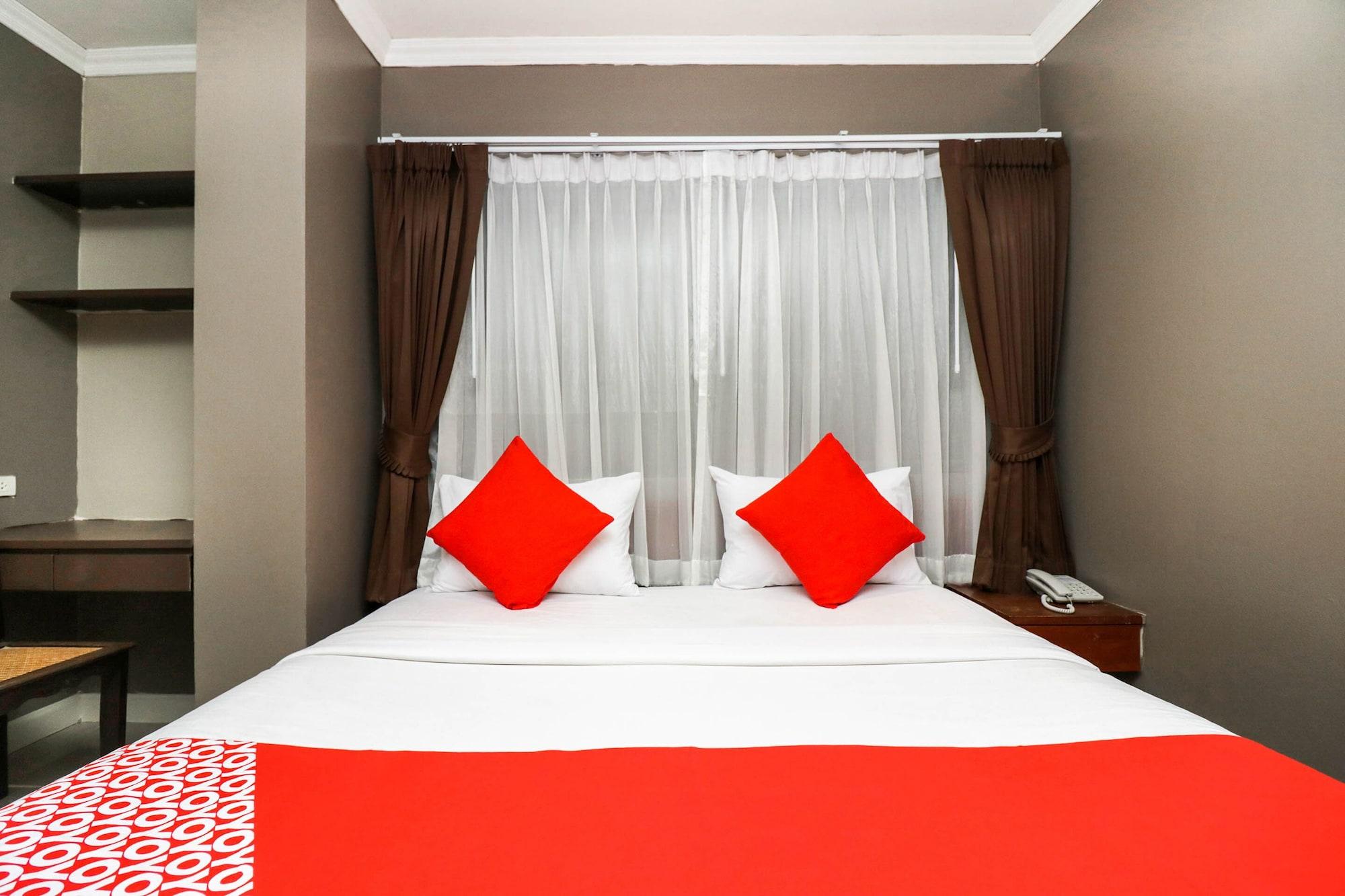 Natural Beach Hotel Pattaya Exteriör bild