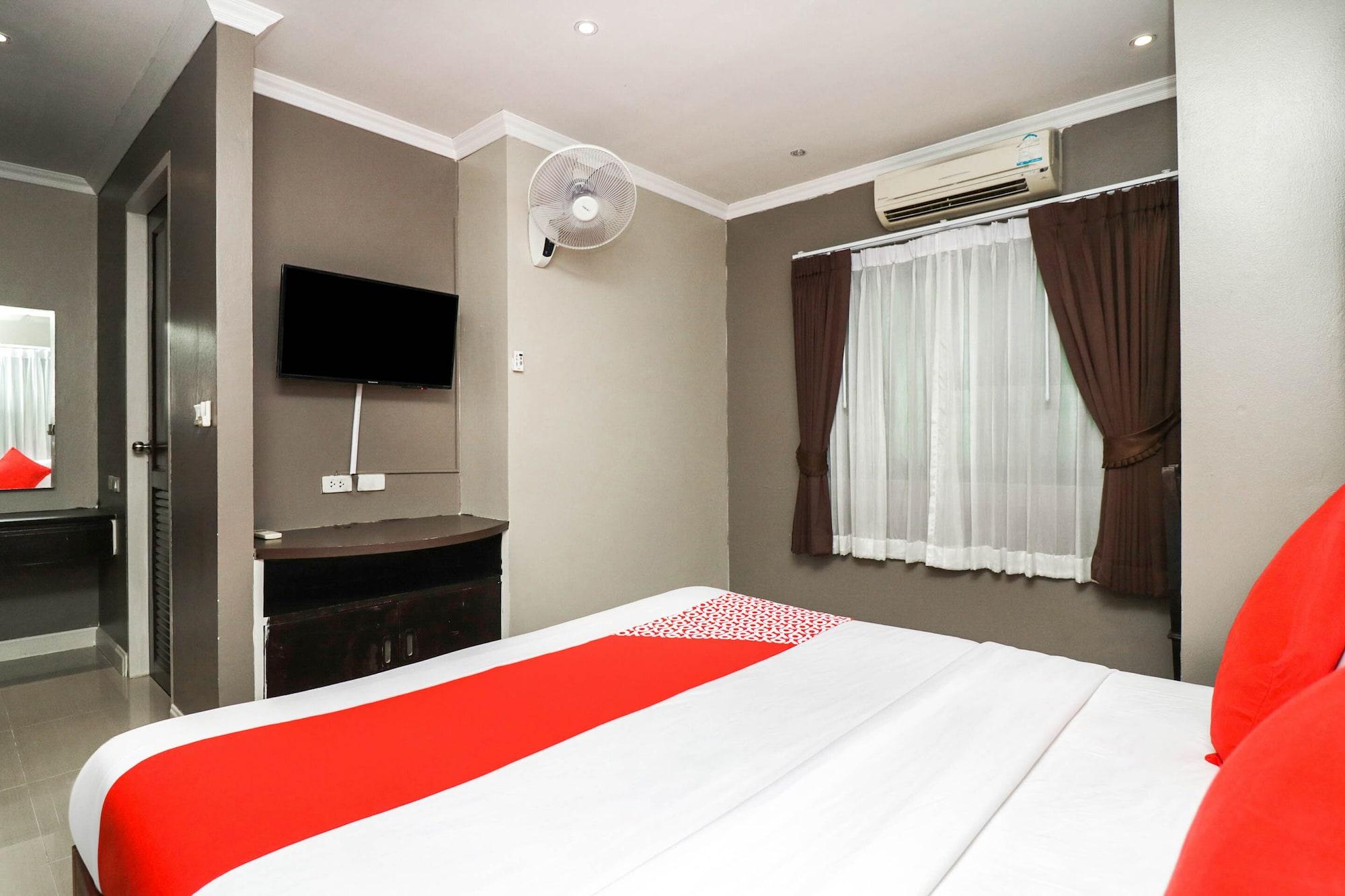 Natural Beach Hotel Pattaya Exteriör bild