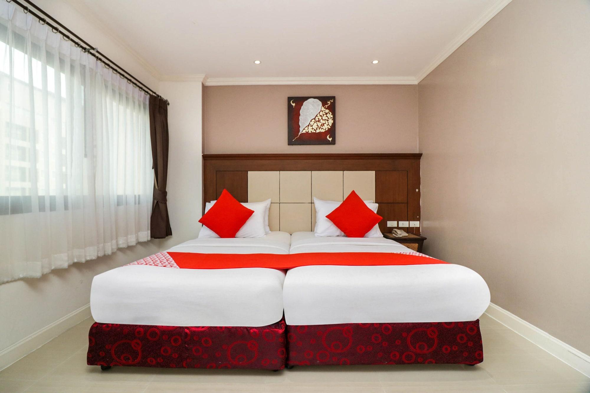 Natural Beach Hotel Pattaya Exteriör bild