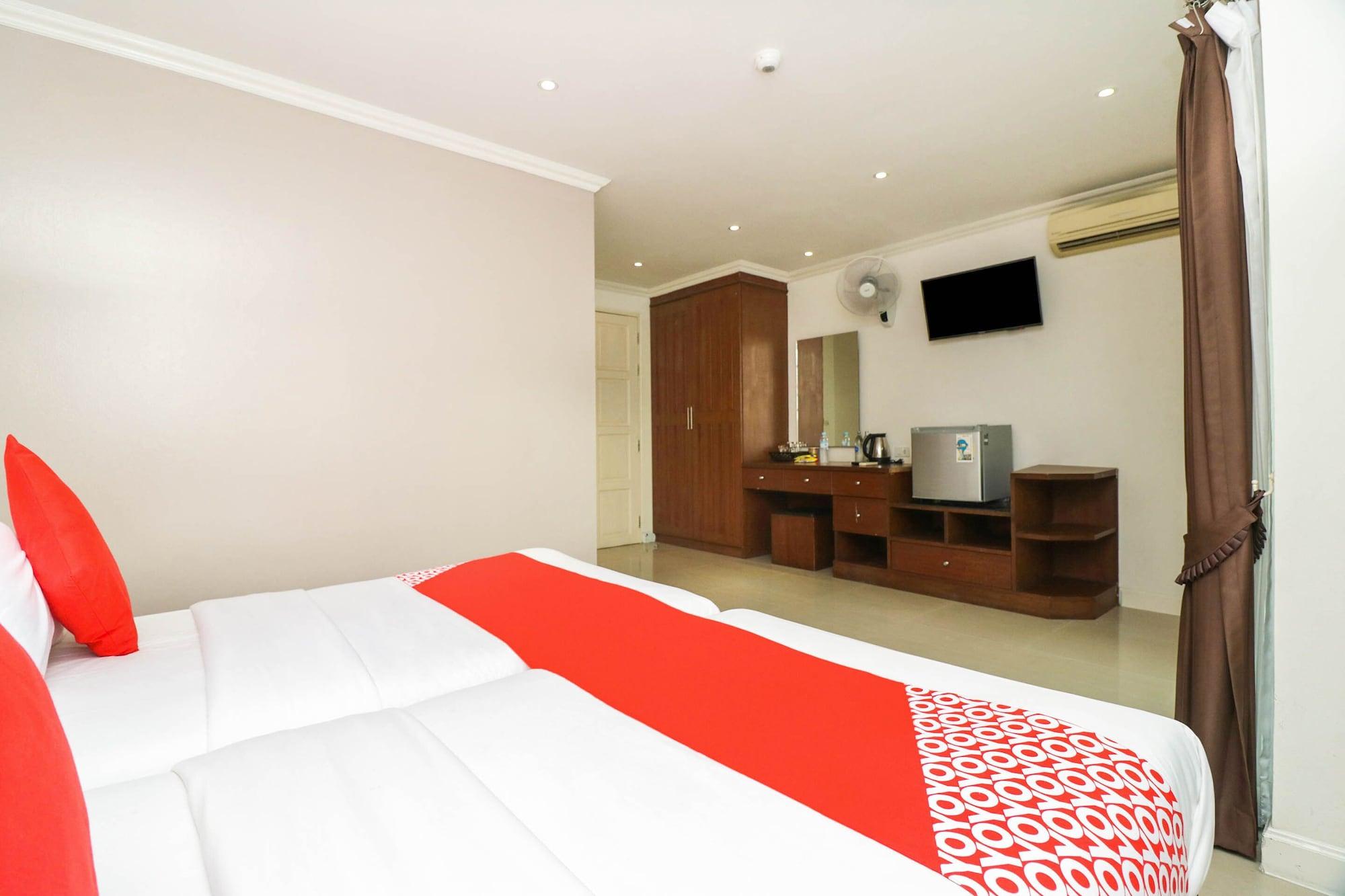 Natural Beach Hotel Pattaya Exteriör bild